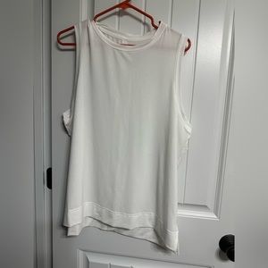 White All In Motion Tank Top Women Size Large